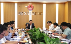 Vietnam studies optimal plans for two railway lines linking with China