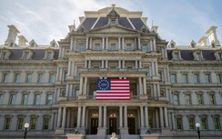 Ông Trump muốn phủ “sơn ma thuật” tòa nhà văn phòng Eisenhower
