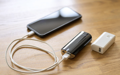 Nhật Bản hạn chế pin dự phòng trên máy bay, vi phạm có thể bị phạt tù tới 2 năm