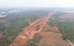 Tranh thủ nắng ráo, đẩy nhanh tiến độ cao tốc Quy Nhơn - Pleiku qua Gia Lai