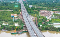 Đi lại dịp lễ 30/4 ở TP.HCM: Nên chọn phương tiện gì để tránh kẹt xe?