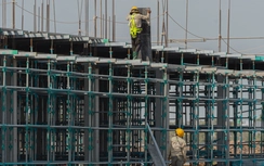 Giá nhân công tăng cao, khan hiếm: Bài toán nóng của nhà thầu xây dựng