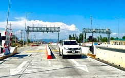 Cần gì để bỏ hoàn toàn barie thu phí cao tốc? 