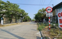 Huế: Hoàn thành cắm biển cấm xe tải từ 3,5 tấn trở lên vào nội đô giờ cao điểm