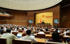 Giao Chính phủ quy định lộ trình công chứng bất động sản không theo địa giới