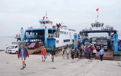 Hải Phòng hạn chế ô tô qua phà Đồng Bài ra đảo Cát Bà trong kỳ nghỉ lễ