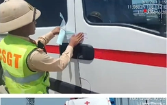 Tạm giữ xe cứu thương không đăng ký, lắp còi ưu tiên trái quy định chạy trên cao tốc