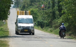 QL14C qua Quảng Ngãi xuống cấp, tai nạn rình rập: Sửa chữa tạm thời để đảm bảo an toàn