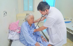 Cụ bà 91 tuổi suy tim nặng thoát cửa tử nhờ kỹ thuật can thiệp mới