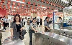 Hà Nội “tăng tốc” triển khai thẻ vé điện tử liên thông xe buýt - metro