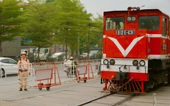 Từ 15/5, ô tô vượt tín hiệu cảnh báo tàu bị phạt đến 20 triệu đồng