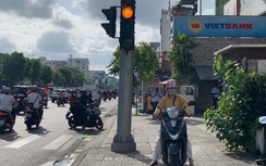 Phân làn linh hoạt đường Cộng Hòa, TP.HCM: Giảm ùn tắc nhưng người dân còn lúng túng