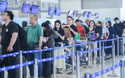 Gần 118.000 khách đổ về sân bay Nội Bài trong ngày cuối nghỉ lễ