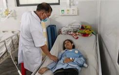 Vụ xe khách lao đèo ở Gia Lai: Nạn nhân bị nạn trên đường đến bệnh viện chạy thận