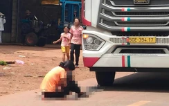 Đắk Lắk: Va chạm xe tải khi đi bộ qua đường, bé 3 tuổi tử vong thương tâm