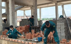 270 cán bộ chiến sĩ quân đội, công an hỗ trợ xây trường liên cấp ở Gia Lai