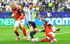Kết quả Argentina vs Áo: Messi giúp nhà vô địch giành vé đi tiếp