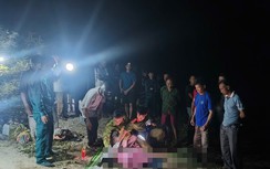 Hà Tĩnh: Lật thuyền khi tắm sông, 4 người trong cùng gia đình tử vong