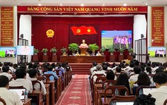 Đại biểu Cần Thơ quan tâm loạt điểm nghẽn tăng trưởng, môi trường và nhân lực