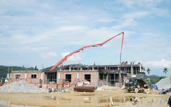 Dựng trường giữa núi rừng: Nhà thầu sẵn sàng chịu lỗ vì học sinh vùng cao