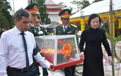 Xúc động lễ an táng các anh hùng liệt sỹ sau hàng chục năm hy sinh bên đất bạn
