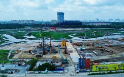 Đại công trường Quảng trường trung tâm TP.HCM nhộn nhịp sau hơn một tháng khởi công