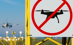Cục Hàng không báo động nguy cơ mất an toàn bay từ drone và diều