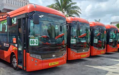 Sử dụng xe buýt điện trên hai tuyến 603 và 605 kết nối Đồng Nai - TP.HCM