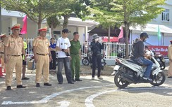 CSGT Đà Nẵng về tận khu dân cư tuyên truyền, hướng dẫn lái xe an toàn