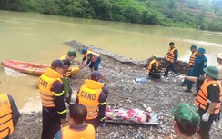 Tìm thấy thi thể hai thiếu niên đuối nước khi tắm sông Nho Quế