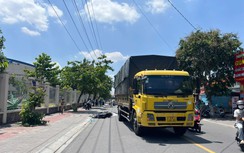 TP.HCM: Xe máy va chạm xe tải chạy cùng chiều, nam sinh 19 tuổi tử vong tại chỗ