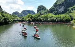 Du lịch Ninh Bình bứt phá, 7 tháng thu hơn 19.300 tỷ đồng