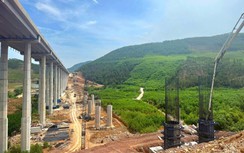 Linh hoạt nguồn vật liệu, ứng dụng công nghệ đẩy tiến độ thi công hoàn thiện hầm Thần Vũ