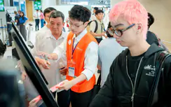 Mỗi ngày 3.000 - 4.000 lượt khách check-in bằng sinh trắc học tại Nội Bài