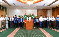 Maldives điều chỉnh chính sách từng được WHO ủng hộ