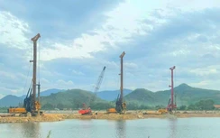 Nhà thầu dồn lực đua tiến độ thi công cao tốc Quy Nhơn - Pleiku trước mùa mưa