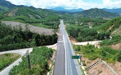 Cao tốc La Sơn - Hòa Liên khai thác 4 làn xe từ tháng 8