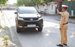 Hà Nội: Nhiều tài xế bị xử phạt vì đi tắt ngược chiều đường Đỗ Đức Dục