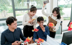 Hai người trúng 100 triệu đồng từ chai nước giải khát, 100 triệu tiếp theo thuộc về ai?