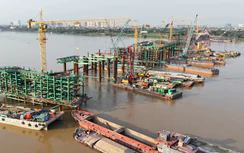 Hà Nội: Cầu Trần Hưng Đạo tăng tốc dựng vòm thép sau khi hoàn thành 100% cọc khoan nhồi