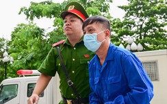 Vụ cựu Thứ trưởng Nguyễn Bá Hoan: Tổng giám đốc khai đưa 170.000 USD để "chạy" cấp phép