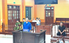 Quảng Ninh: Đâm xe vào cảnh sát giao thông rồi bỏ trốn, người đàn ông lĩnh 18 tháng tù