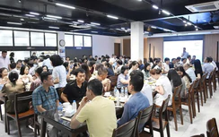 Người lao động thêm gắn bó với mái nhà chung từ “Bữa cơm Công đoàn” ấm áp