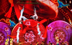 Hàng nghìn giờ khổ luyện phía sau 2 phút xiếc nón trong “Đất nước thiên hùng ca”