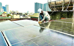 Hà Nội đề xuất hỗ trợ người dân lắp điện mặt trời mái nhà, tối đa 6 triệu đồng/hộ
