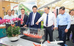 Minister Tran Hong Minh invites artifact donations for Ministry’s Traditional Hall