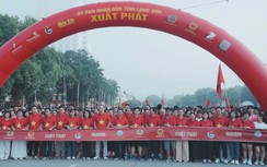 7.000 người tham gia chương trình đi bộ "Cùng Việt Nam tiến bước" tại Lạng Sơn