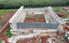 Đắk Lắk yêu cầu làm rõ nguyên nhân nứt gãy dầm, sàn mái Nhà thi đấu 1.000 chỗ