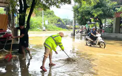 Bộ Xây dựng yêu cầu tăng cường điều tiết giao thông, chủ động ứng phó mưa lũ