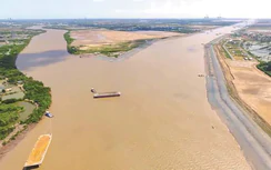 Nạo vét luồng cho tàu trọng tải lớn vào sông Hậu